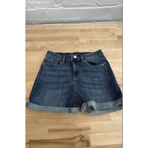 Judy Blue Blue Vintage Wash Cuffed Shorts -‎ Size M
